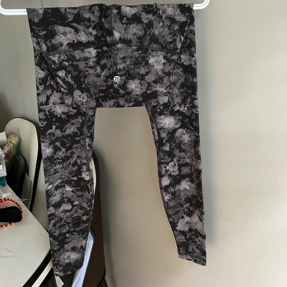 Lulu Lemon leggings